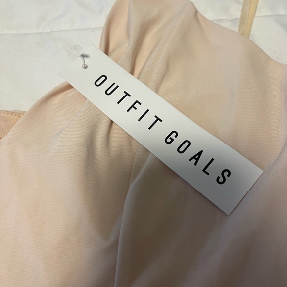 Mini Beigey pinky dress - Picture 1 of 3